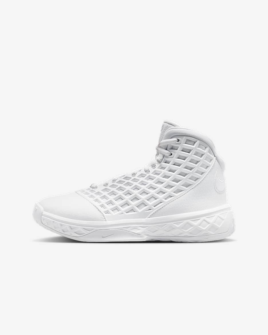 Nike Kobe ジュニア バスケットボールシューズ NIKE公式】コービー 3 ジュニア バスケットボールシューズ